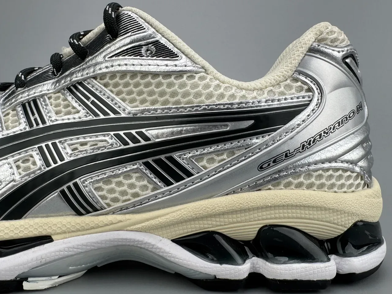 ASICS Gel-Kayano 14 Argent Noir Crème Chaussures de running 5
