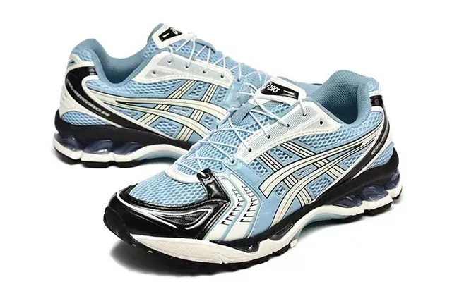 ASICS Gel-Kayano أزرق فاتح أسود أبيض أحذية الجري 3