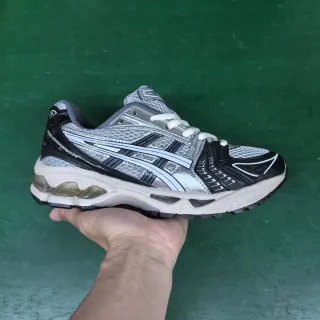 ASICS Gel-Kayano Silver Black Running Shoes