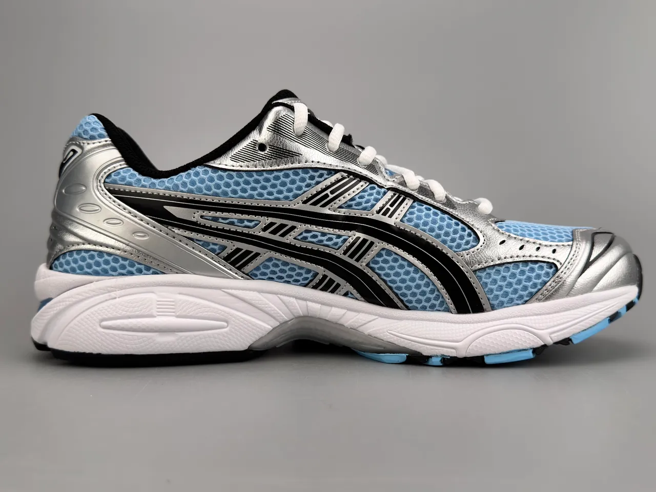 ASICS Silver Blue Metallic Synthetic Overlays Light Honeycomb Mesh Running Shoes 10