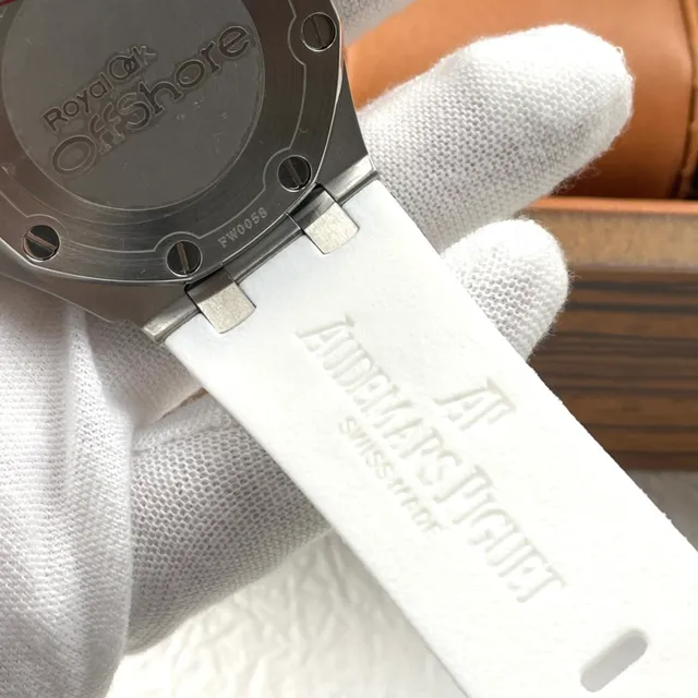 Audemars Piguet Royal Oak Offshore Chronograph White Dial Blue Accents Mechanical Watch 2