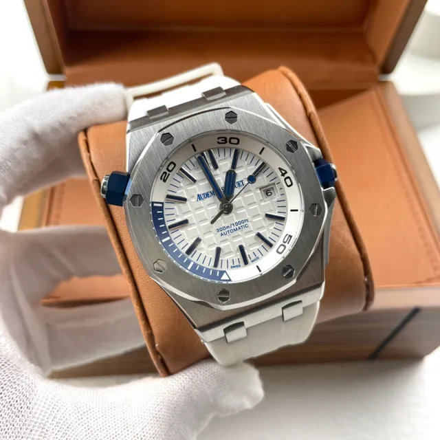Audemars Piguet Royal Oak Offshore Chronograph White Dial Blue Accents Mechanical Watch 7