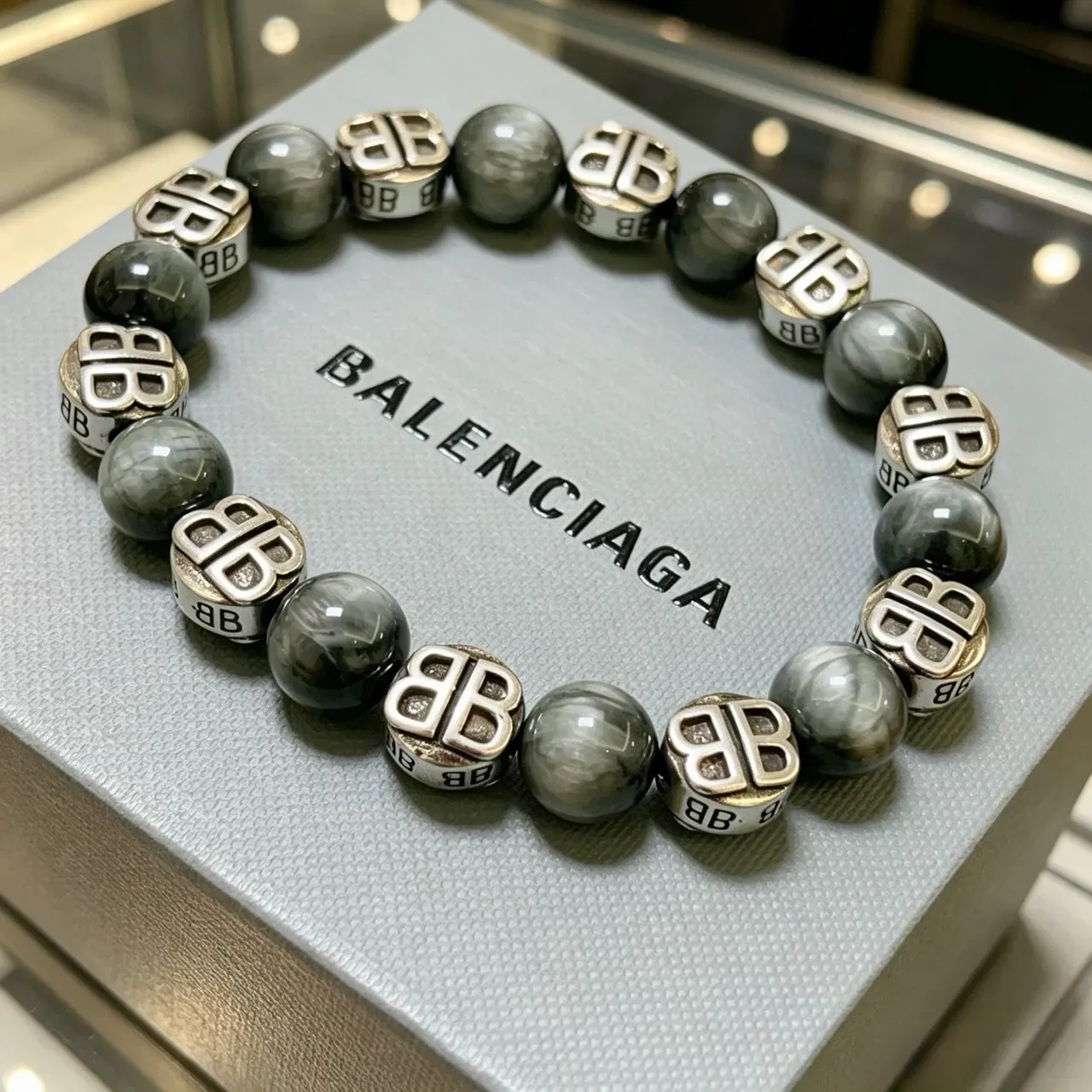 Balenciaga BB Bracelet Perles Pierre Gris-Vert et Métal Argenté 9