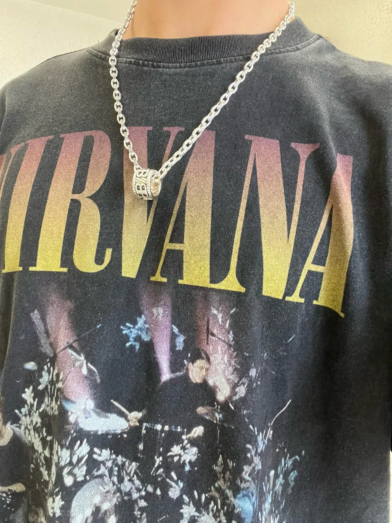 Balenciaga BB pendentif cylindrique chaîne à maillons lourds collier 2