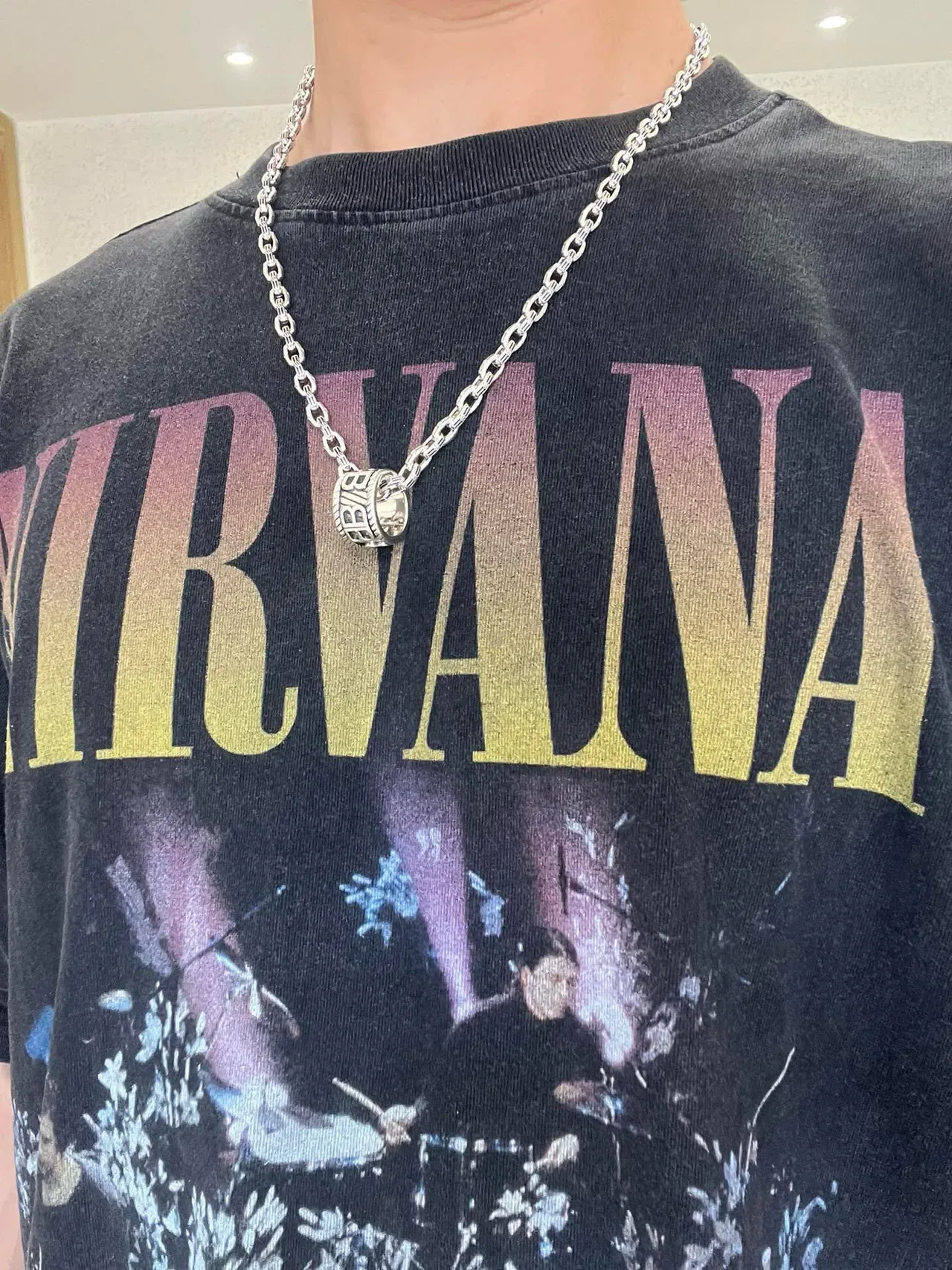 Balenciaga BB pendentif cylindrique chaîne à maillons lourds collier 5