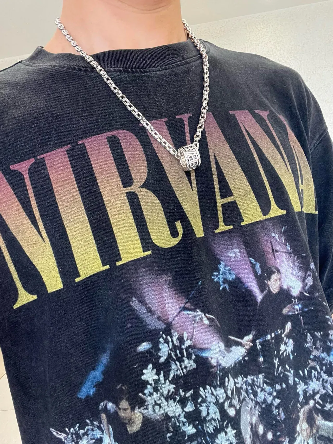 Balenciaga BB pendentif cylindrique chaîne à maillons lourds collier 8