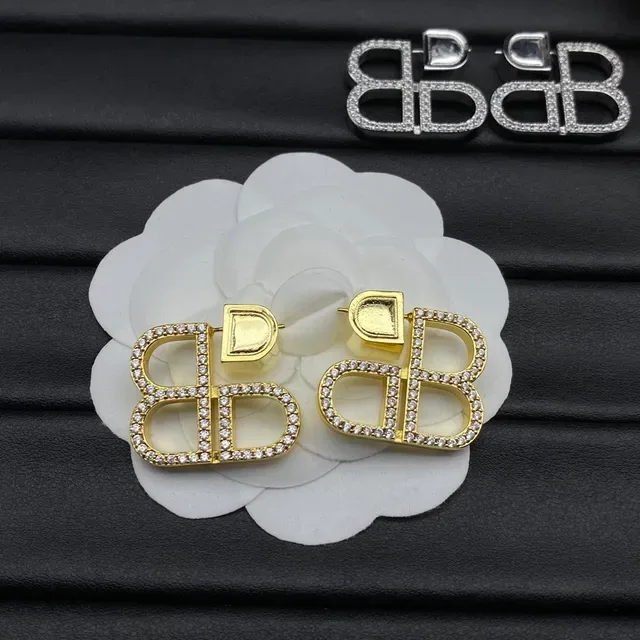 Boucles d'oreilles Balenciaga BB or argent Interlocking Logo Pavé-Crystal Embellished 6