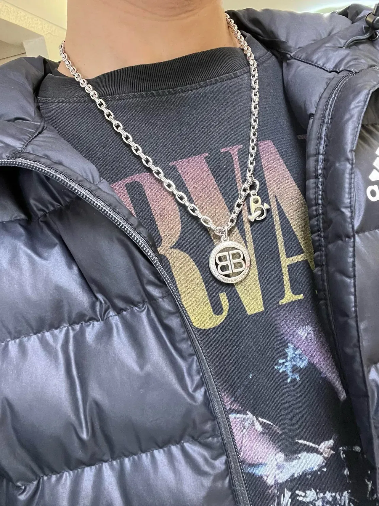 Balenciaga BB Logo Collier Argent Noir Chaîne Enchaînement Oval Gravé Pendentif Circulaire 2