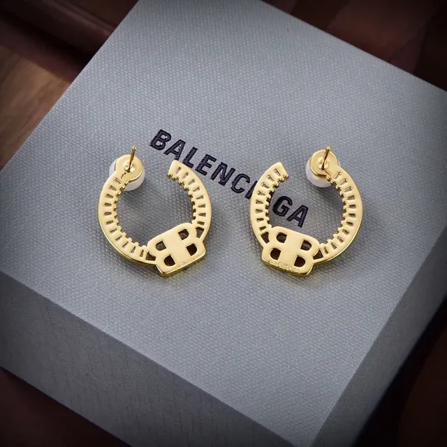 Balenciaga BB Pérola Brincos Aro C Dourado Prata Monograma Dupla B 2