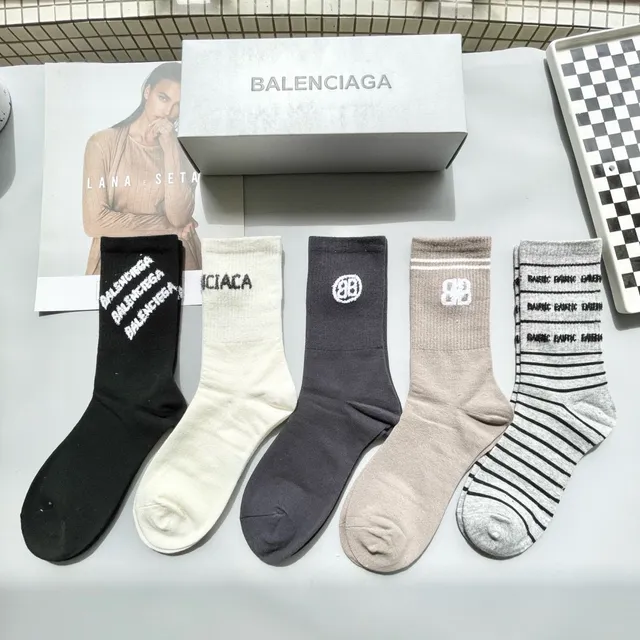 Balenciaga Black White Logo-Print Ribbed Cuff Socks 2