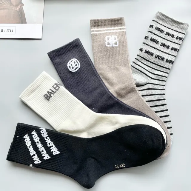Balenciaga Black White Logo-Print Ribbed Cuff Socks 5