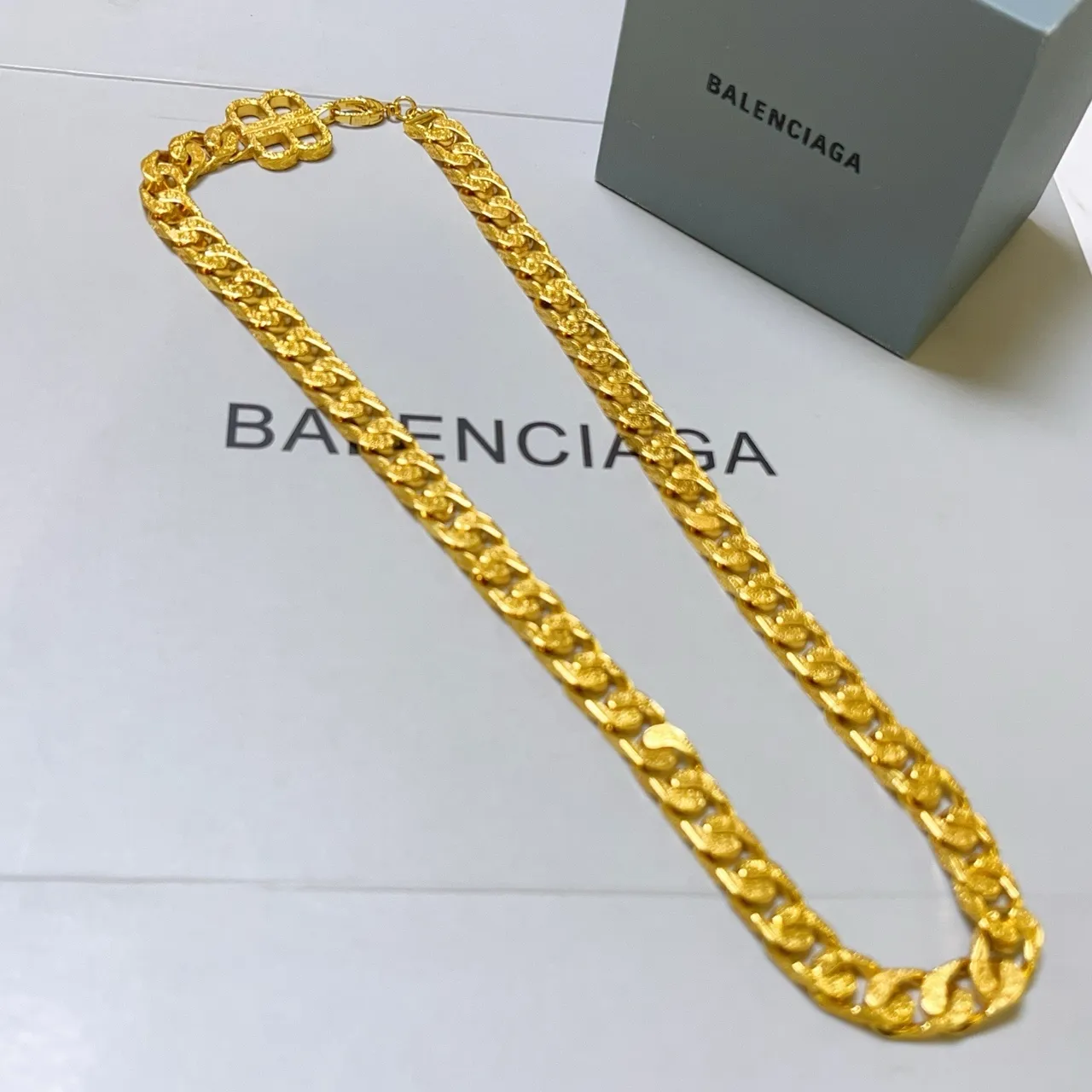 Balenciaga colar de corrente chunky curb-link de ouro 5