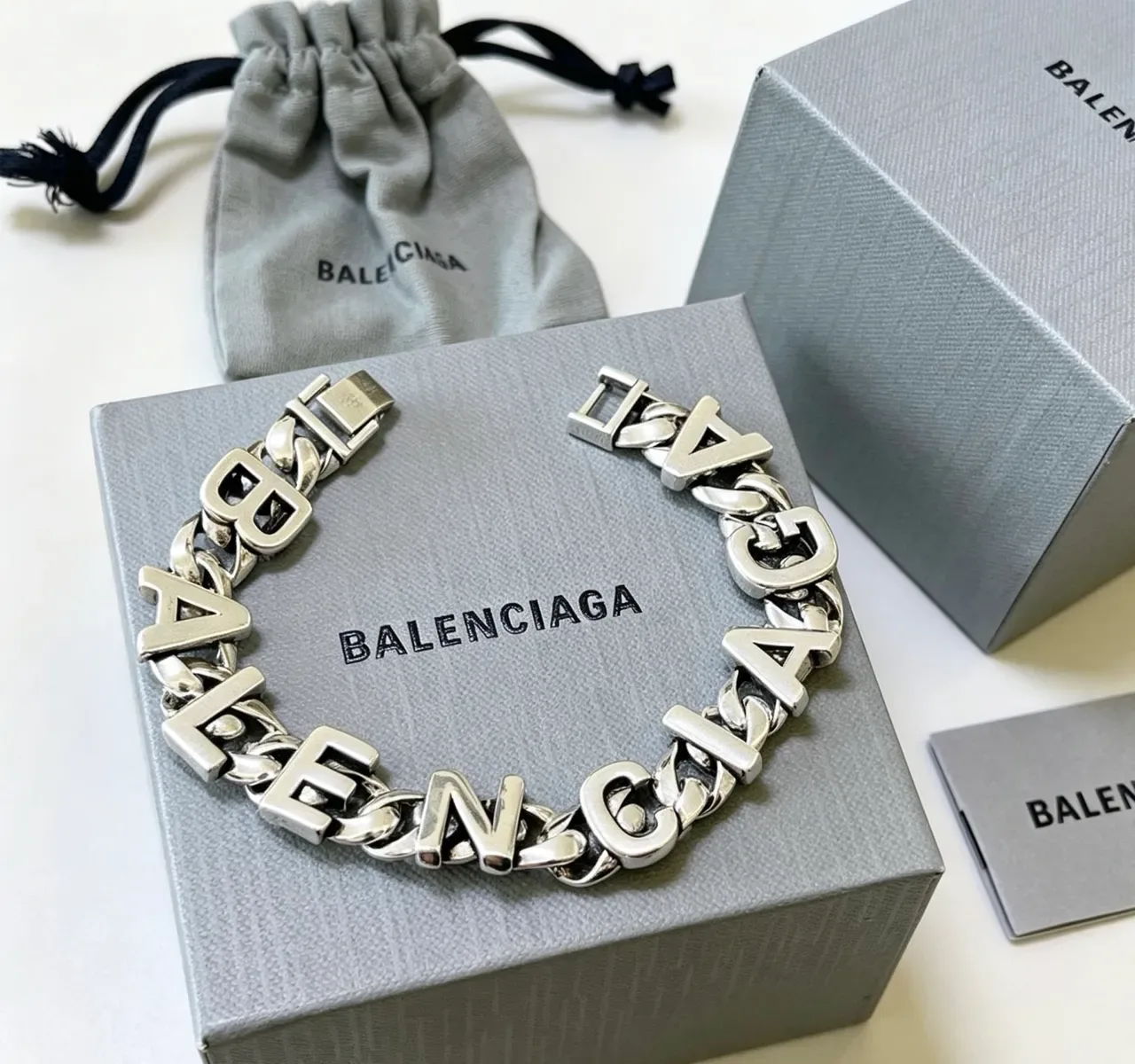 سوارة Balenciaga لوجو سلسلة رمادي فضي كيرب سميكة 3D حروف 7