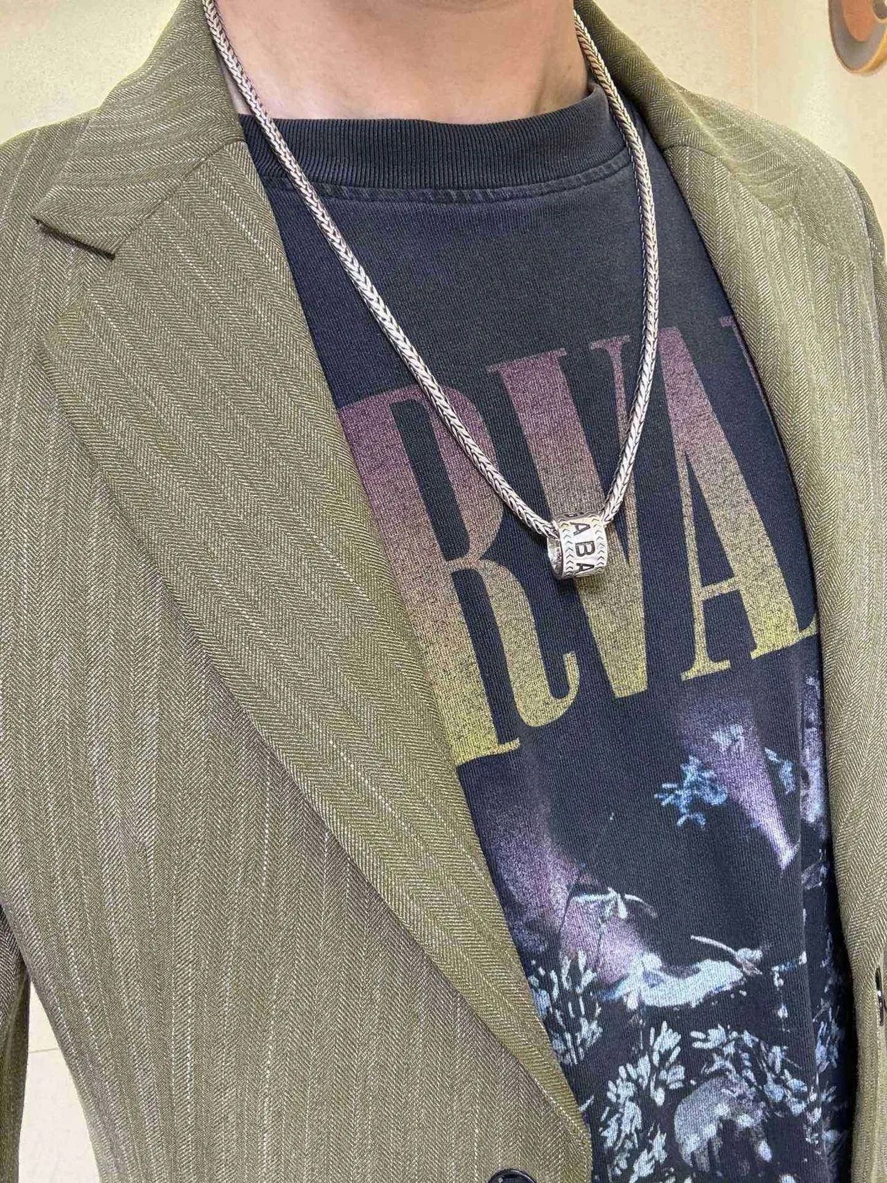 Collier Balenciaga Logo Cylindre Argent Noir Chaîne Tressée Pendentif Cylindrique 6