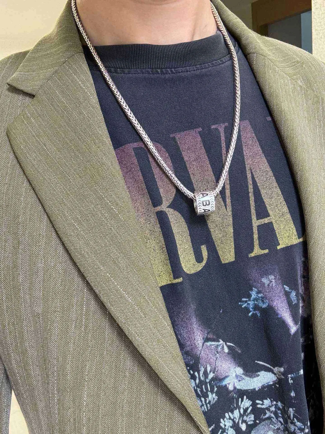 Collier Balenciaga Logo Cylindre Argent Noir Chaîne Tressée Pendentif Cylindrique 7