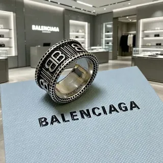 Anillo Balenciaga Logo Plata Negro Banda Ancha Grabado