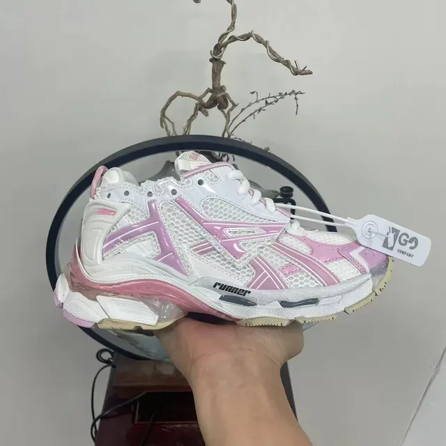 Balenciaga Runner حذاء رياضي كاجوال أبيض ووردي 4