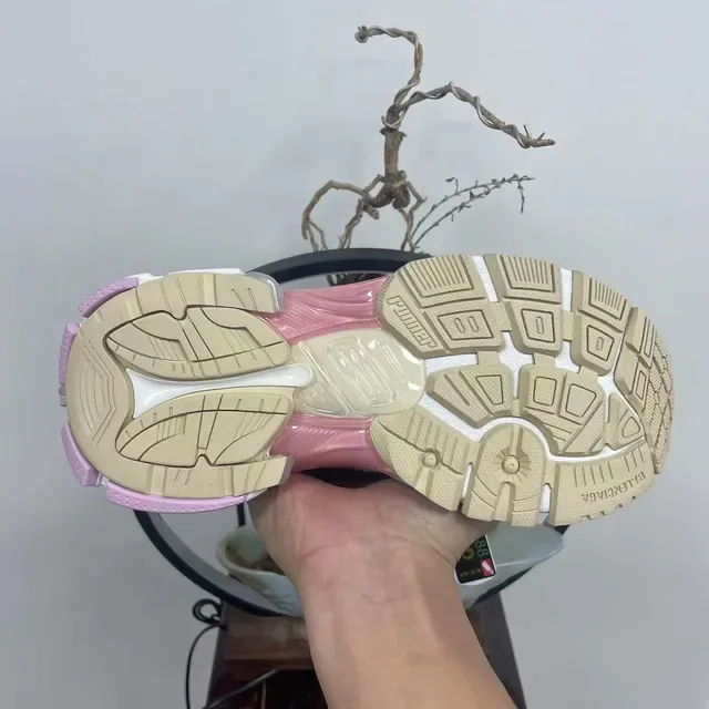 Balenciaga Runner حذاء رياضي كاجوال أبيض ووردي 8