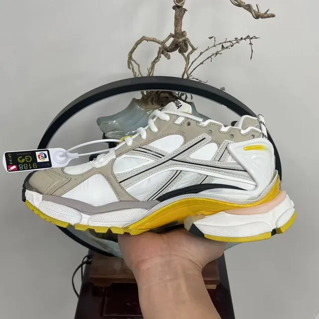 Balenciaga Runner White Beige Yellow Chunky Sneakers 8