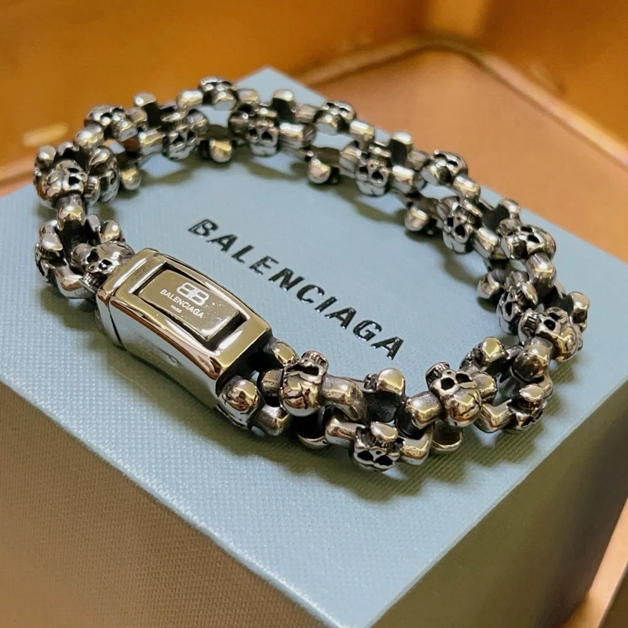 Balenciaga Pulseira de Corrente de Caveira Pulseira de Metal Prateado 2