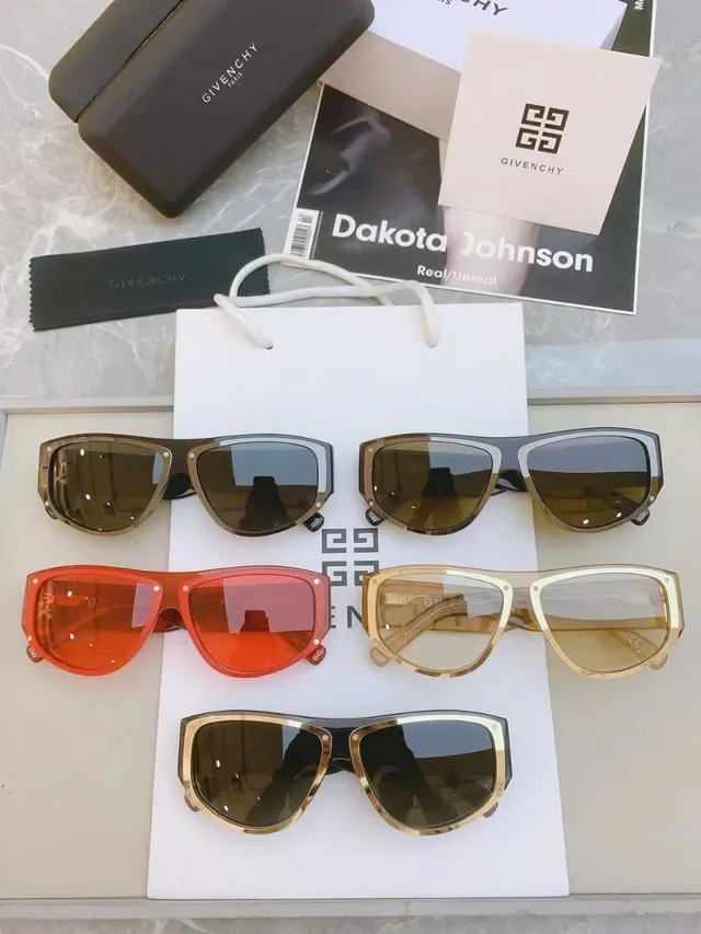 Balenciaga Square Oversized Black and Gold Sunglasses 8