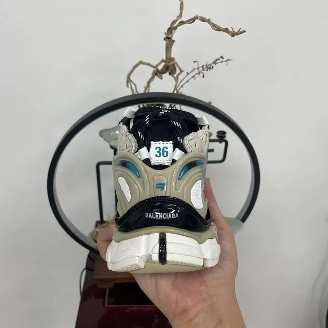 Balenciaga Track Trainer বেইজ নীল কালো চংকি স্নিকার্স 3