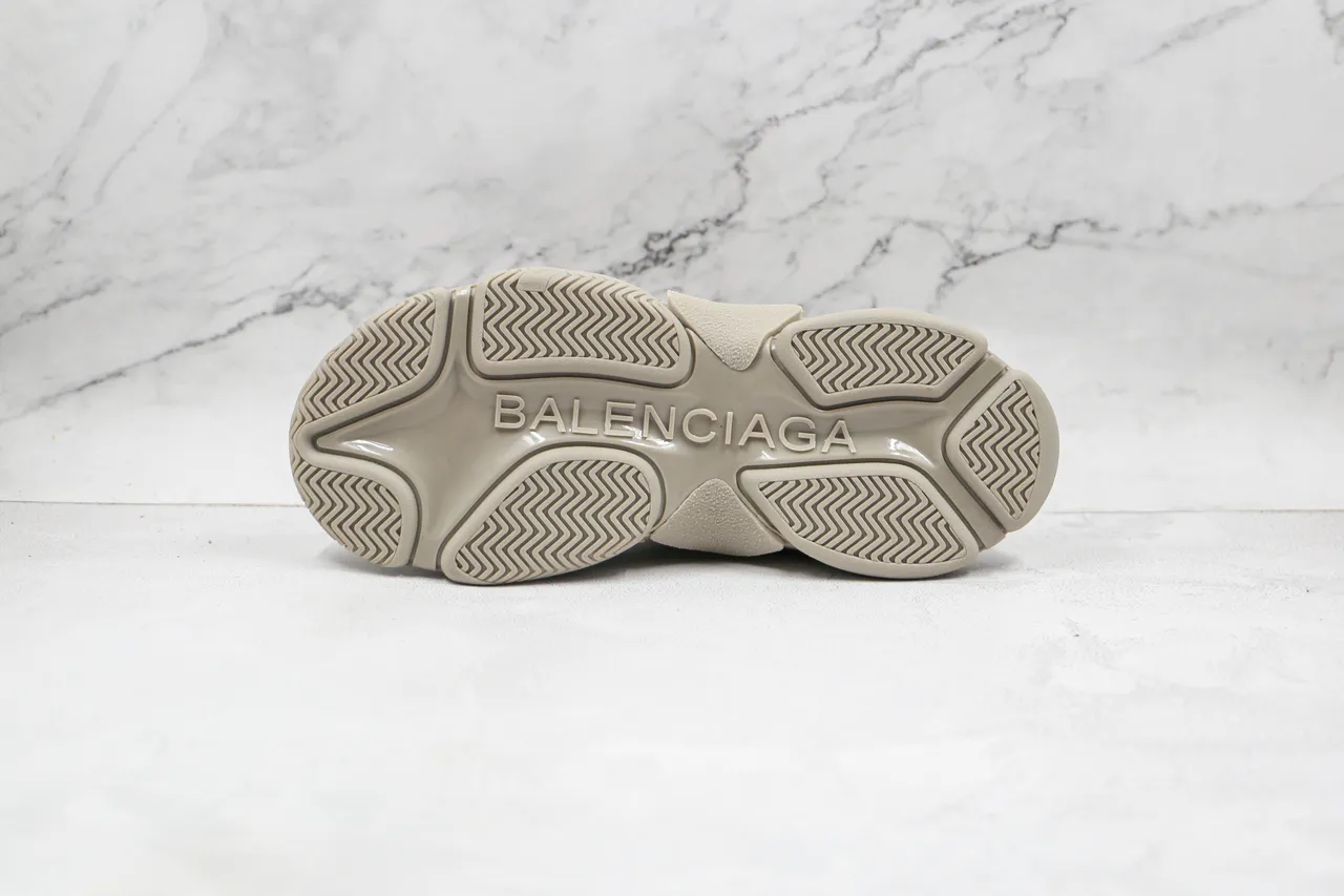 Balenciaga Triple S Beige Logo-Print tênis chunky 3