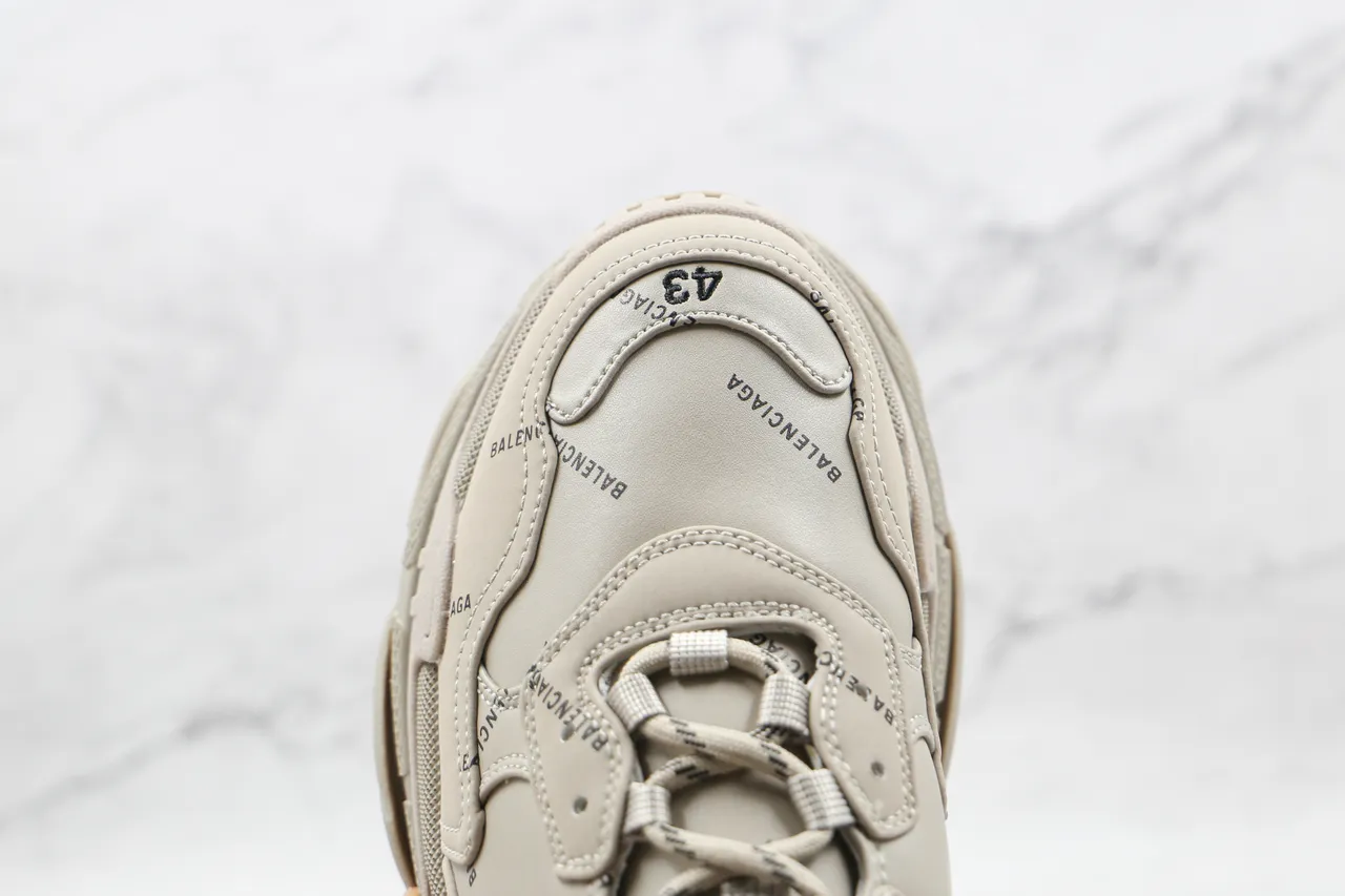 Balenciaga Triple S Beige Logo-Print tênis chunky 5