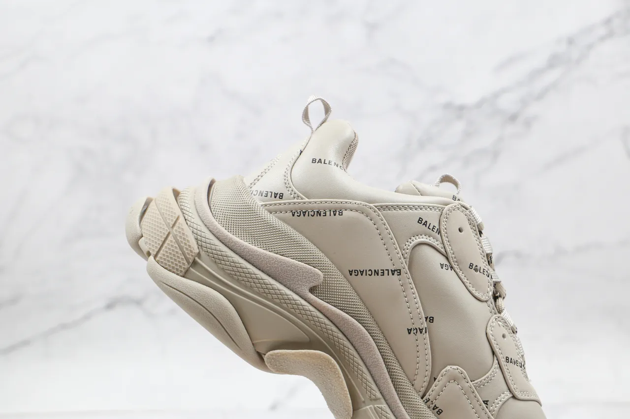 Balenciaga Triple S Beige Logo-Print tênis chunky 6
