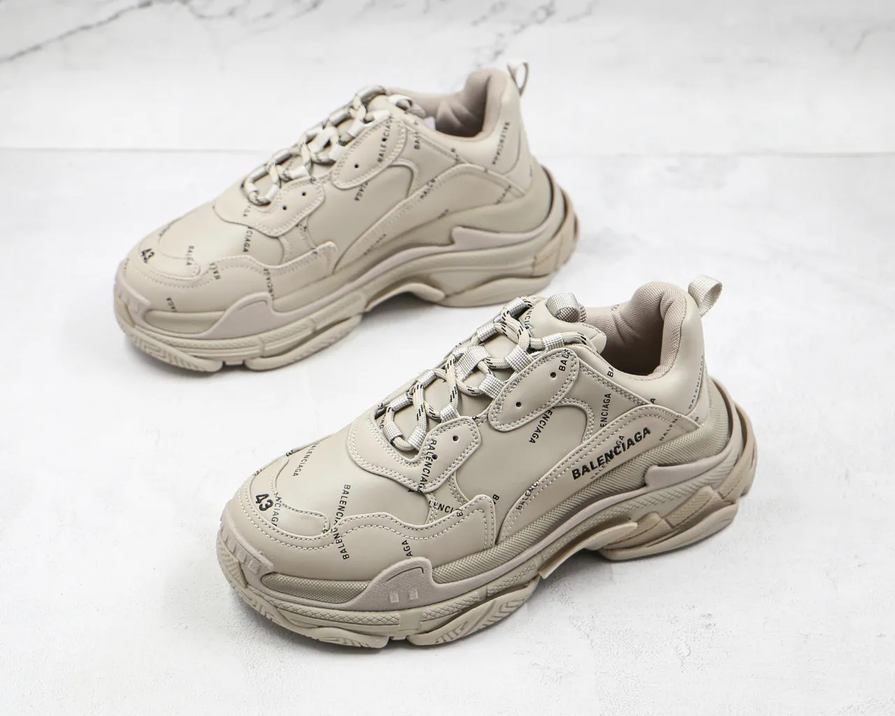 Balenciaga Triple S Beige Logo-Print tênis chunky 7