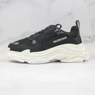 Balenciaga Triple S Zapatillas Negras y Off-White Chunky