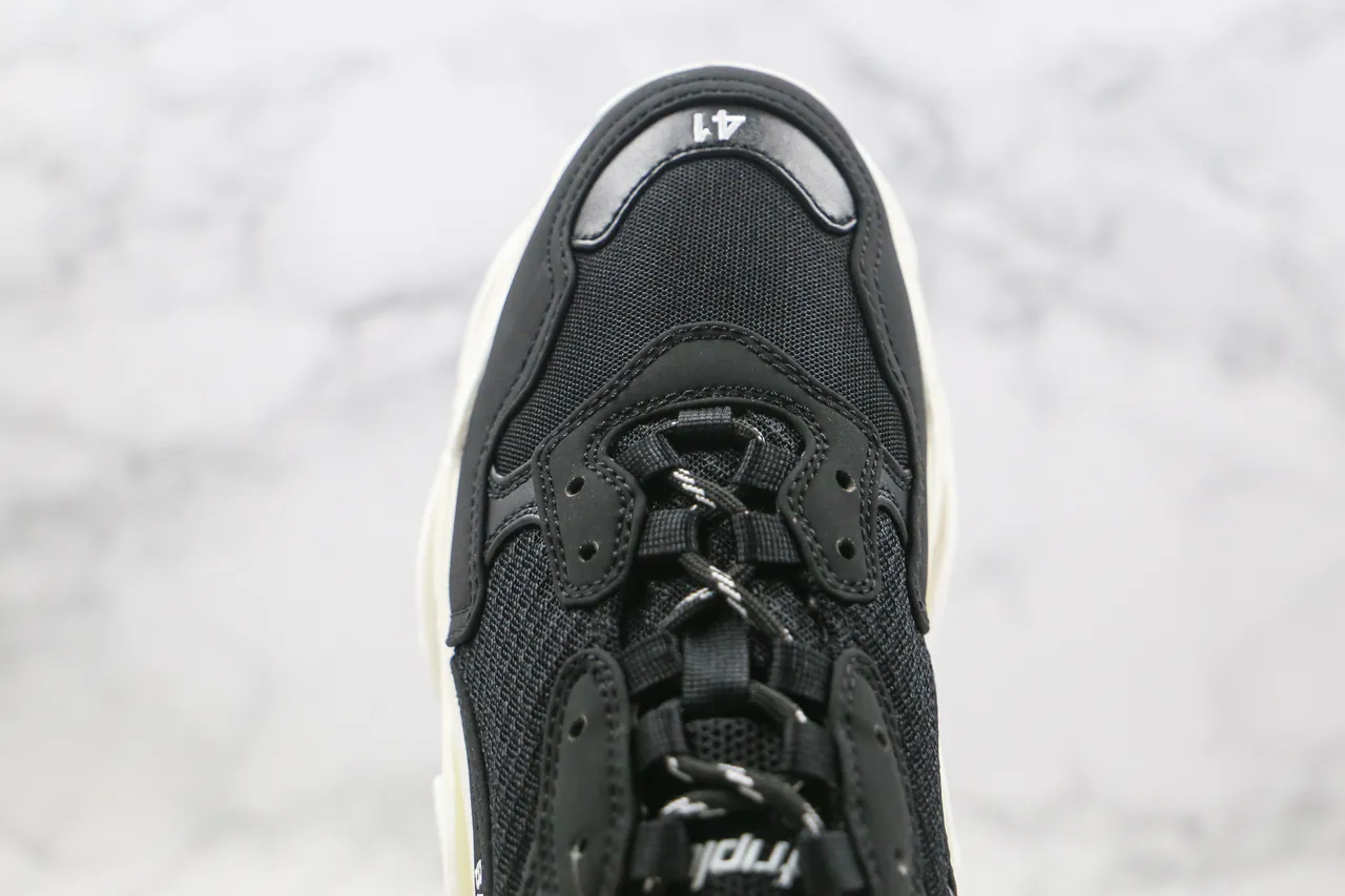 Balenciaga Triple S Tênis Chunky Preto e Off-White 5