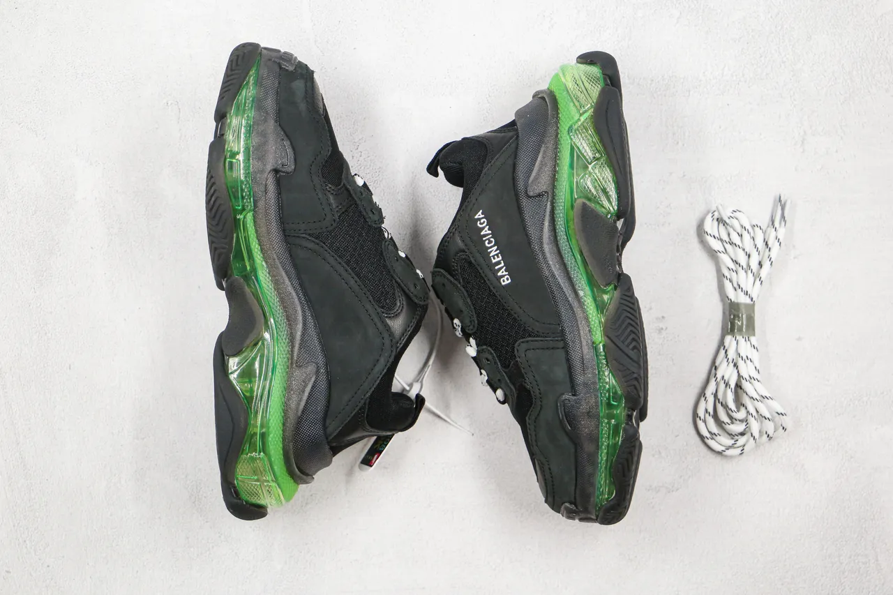 Balenciaga Triple S Preto Verde tênis chunky com sola oversized em camadas, cushioning translúcido 8