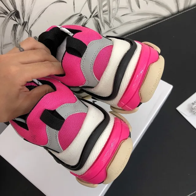 Balenciaga Triple S Sneakers Chunky rose noir blanc 2