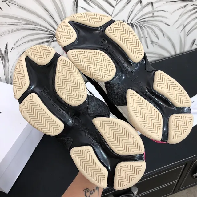 Balenciaga Triple S Sneakers Chunky rose noir blanc 3