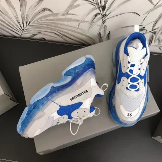 Balenciaga Triple S أحذية رياضية بيضاء وزرقاء سميكة