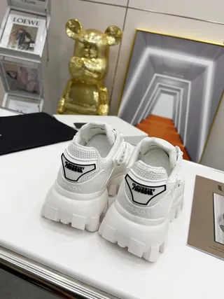 Balenciaga sola branca midsole esculpido tênis chunky 4