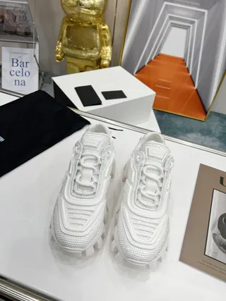 Balenciaga sola branca midsole esculpido tênis chunky 9