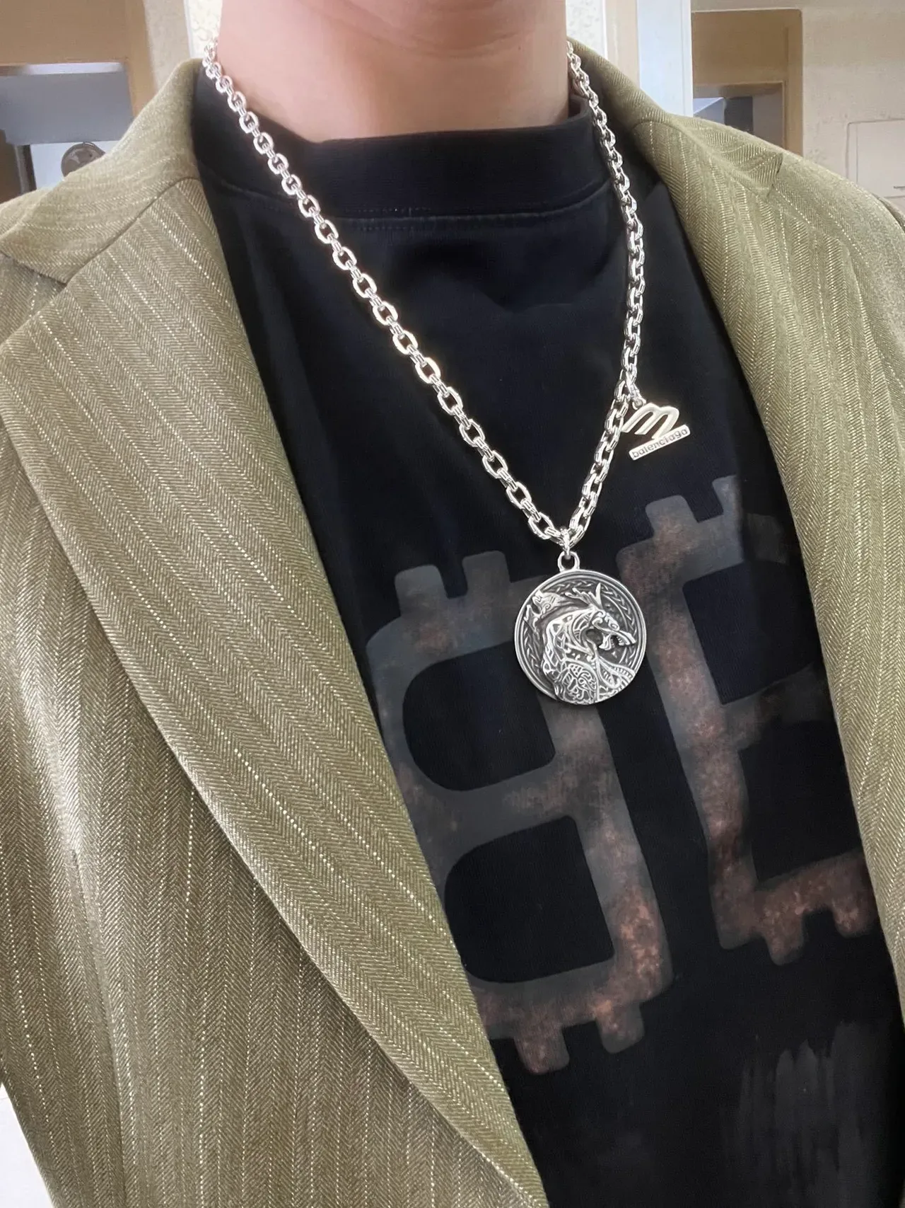 Balenciaga Wolf Medallion colar corrente prata 2