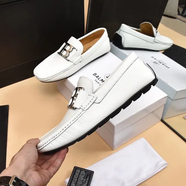 Balmain B-Court White Silver Pebbled Leather Metal Buckle Loafer 8