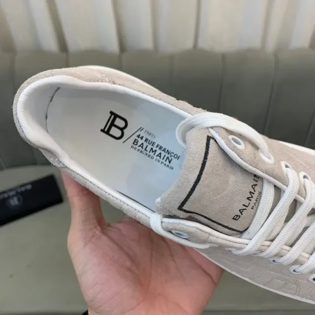 Balmain Beige White Monogrammed Upper Low-Top Lifestyle Sneakers 4