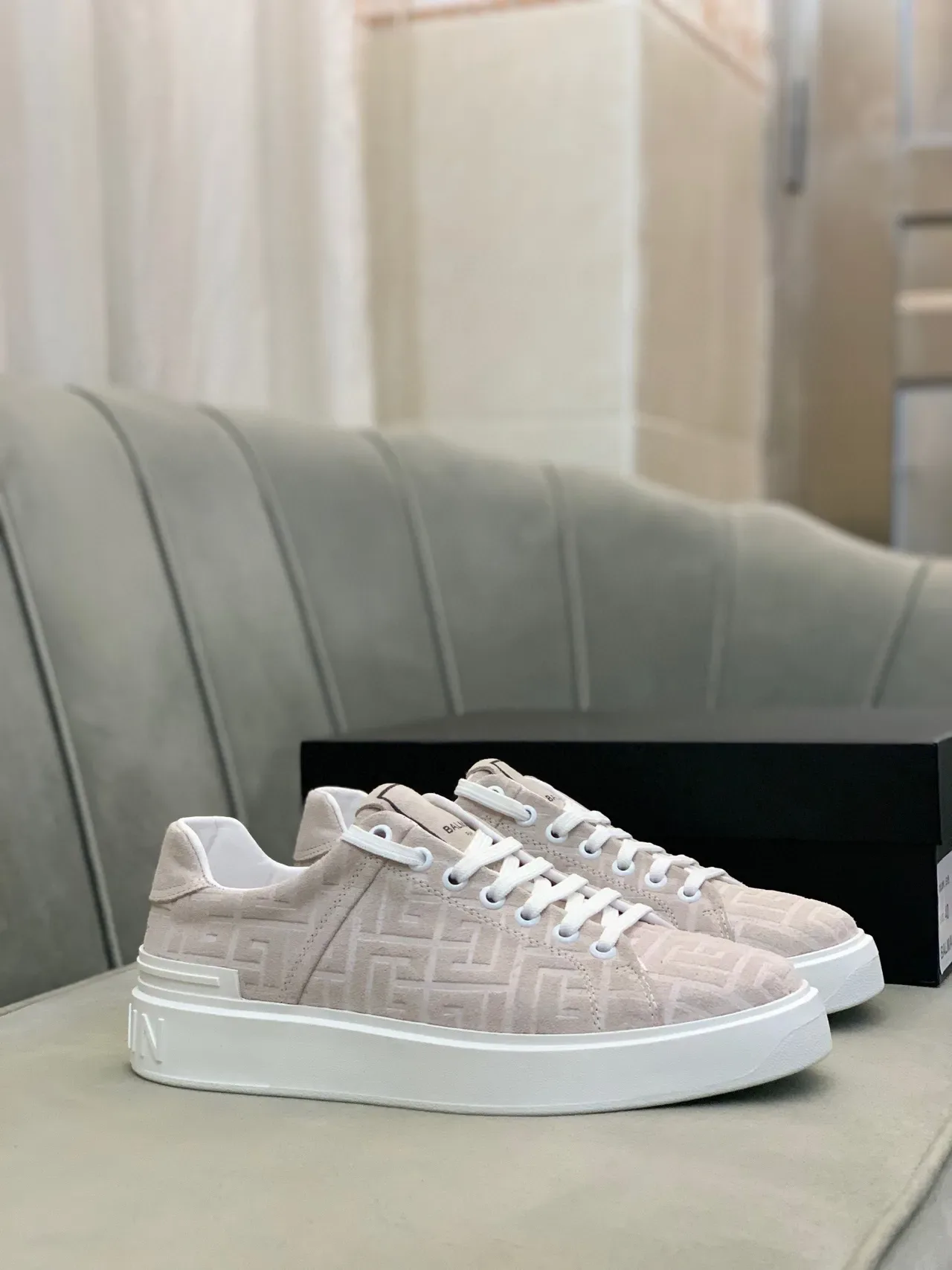 Balmain Beige White Monogrammed Upper Low-Top Lifestyle Sneakers 7