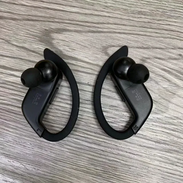 Beats Powerbeats Pro Black écouteurs de sport 2