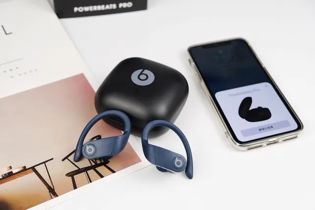 Beats Powerbeats Pro Navy Blue Sports Earphones 2