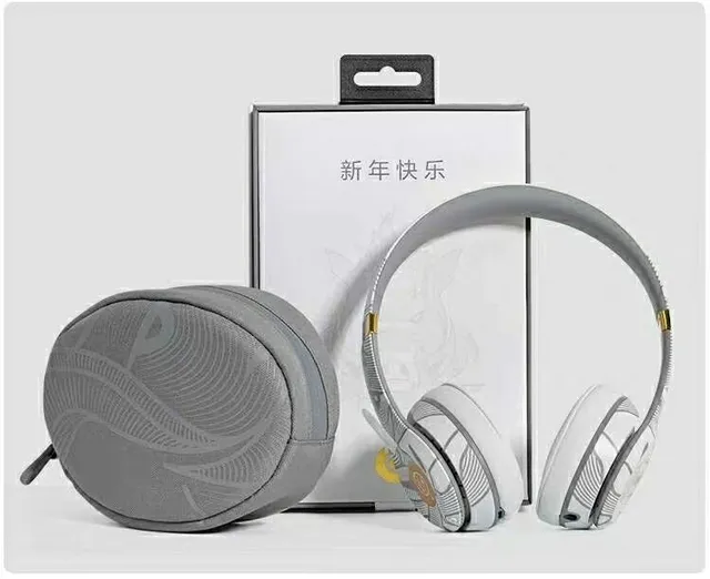 Beats Solo³ Wireless إصدار خاص لعيد رأس السنة سماعات فوق الأذن 6