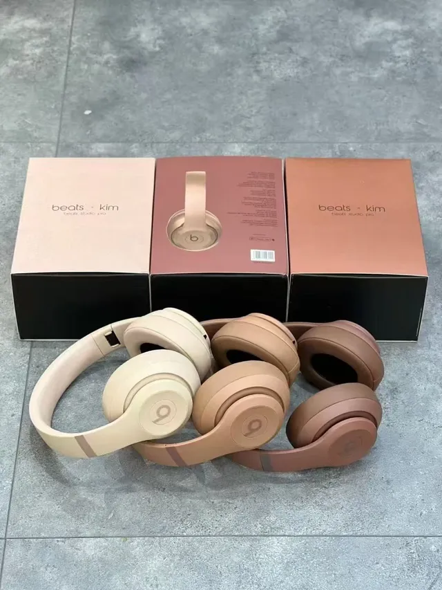 Beats x Kim Studio Pro Fones de ouvido over-ear 6