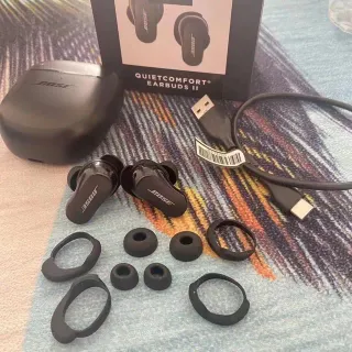 Bose QuietComfort Earbuds II Black Glossy Finish Modular Ear Tips TWS Earbuds