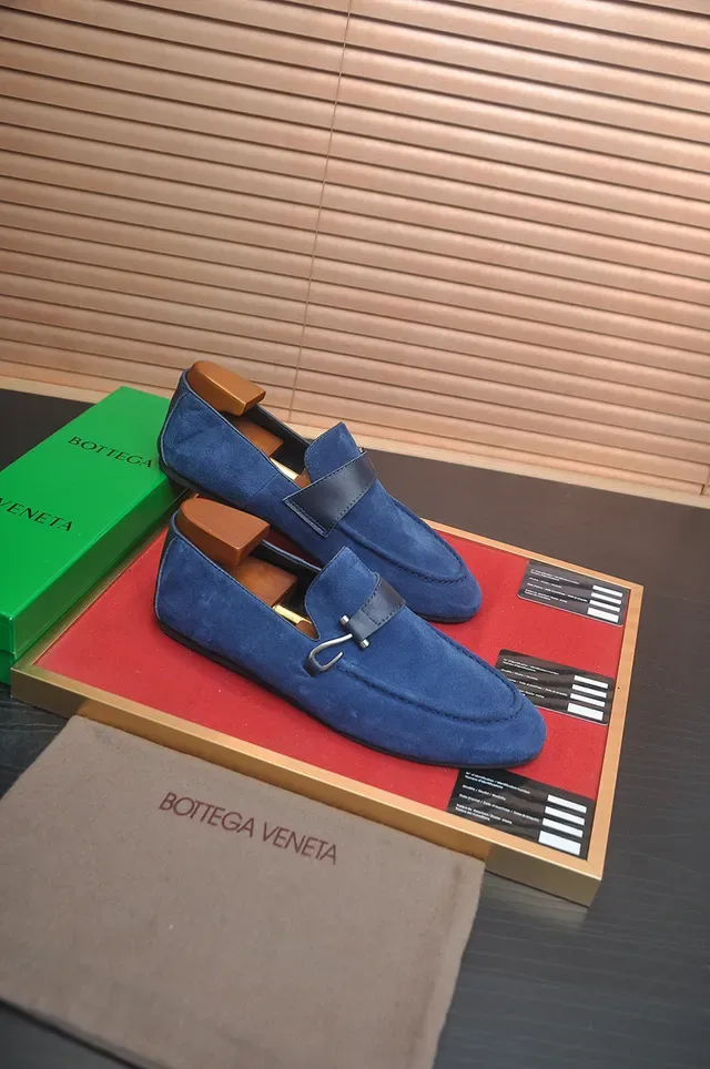Bottega Veneta Andiamo Mocassins daim bleu horsebit 2