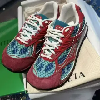 Bottega Veneta Andiamo أحمر وفيروزي جلد منسوج أحذية أسلوب حياة