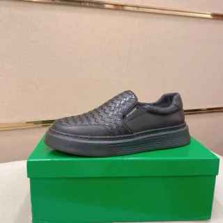 Bottega Veneta Cassette 黑色 编织 Intrecciato 皮革 Slip-On Construction 乐福鞋